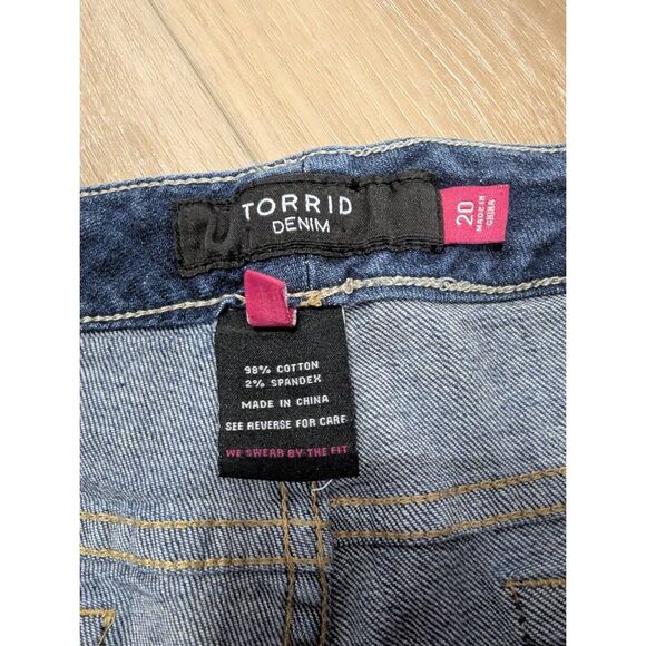 Sz 20 Torrid Cutoff Denim Shorts w/ Sequin Pockets! - Picture 9 of 9